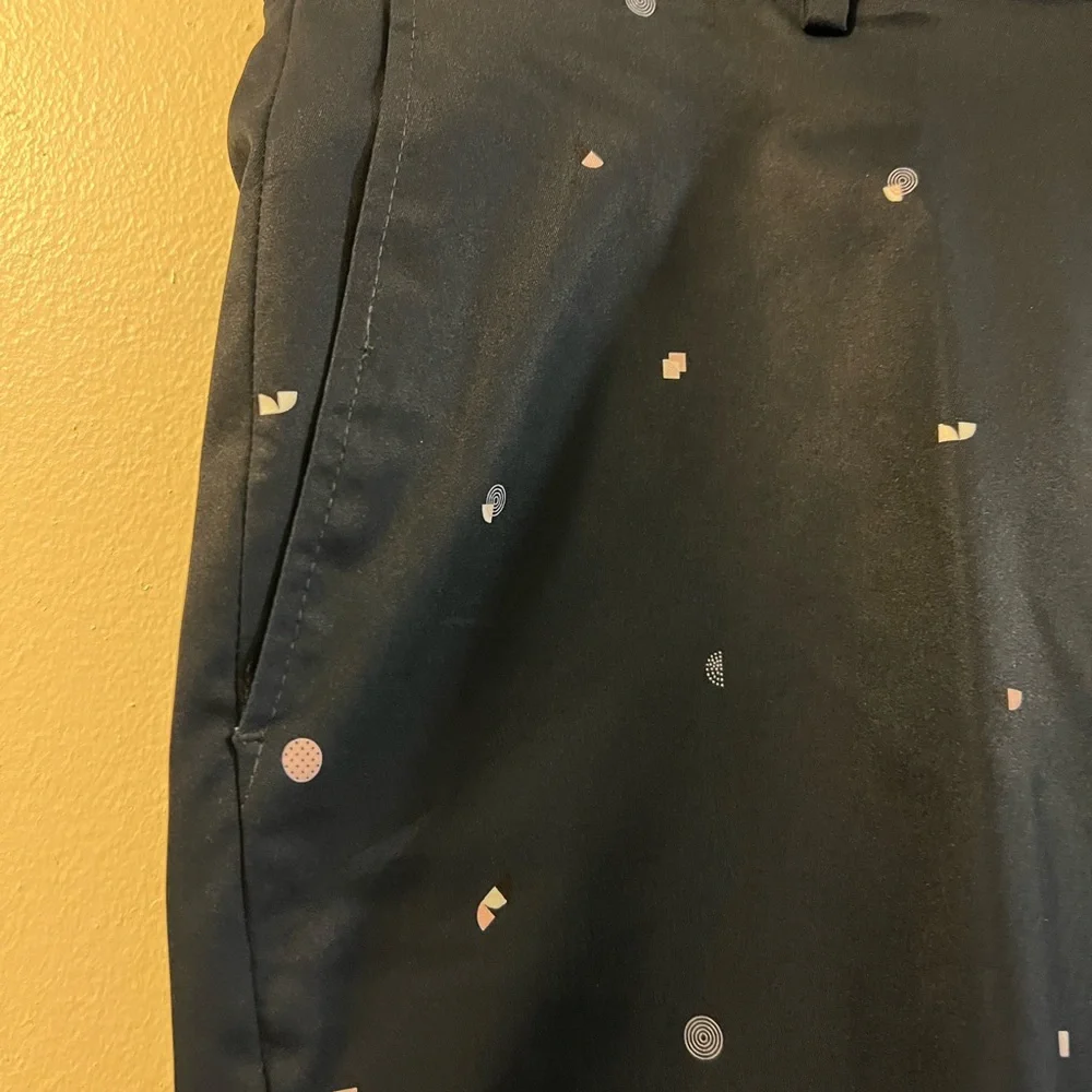 🆕 NWT WALTER HAGEN MENS PERFECT 11 GOLFSHORTS (42) - Picture 10 of 12